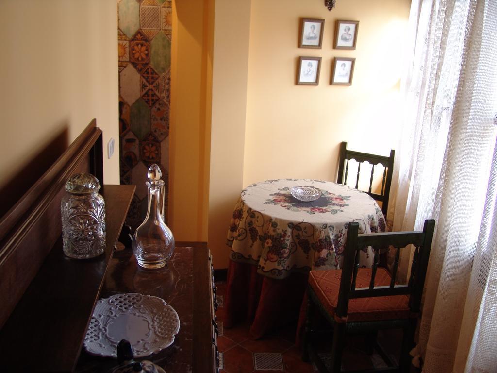 Apartamentos La Columna Chinchón Εξωτερικό φωτογραφία